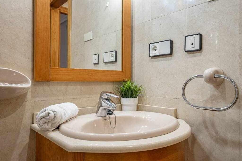 La Plaza Apartamento Gijón Extérieur photo